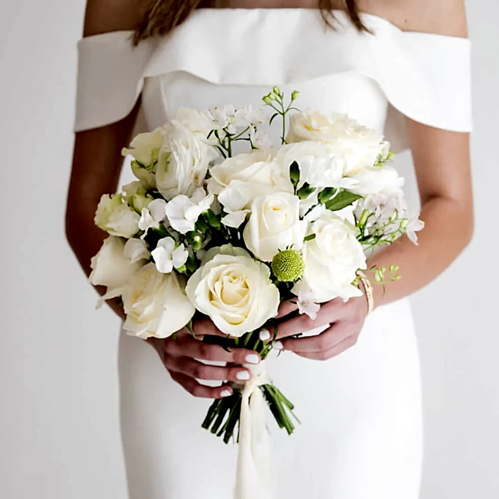 white linen premade bridal bouquet